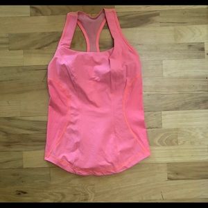 Lululemon tank